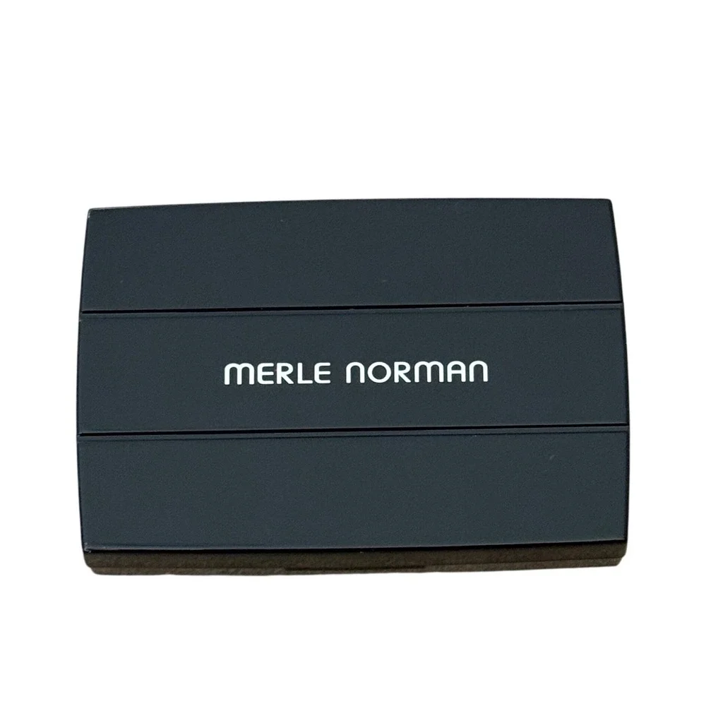 Merle Norman Total Finish Compact Makeup Amber Beige Foundation 0.80 oz New